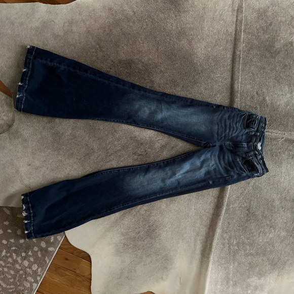 Buckle Jeans - Picture 1 of 3